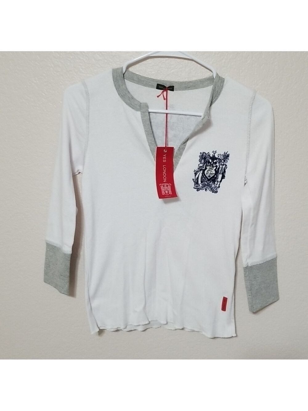 "Yes London " top ,New with tags,embellishments XSmal,Italy,Rare